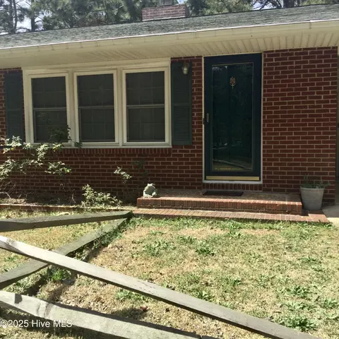 Exterior - 410 N Currant St, Pinebluff, NC 28373 photo 1 of 9