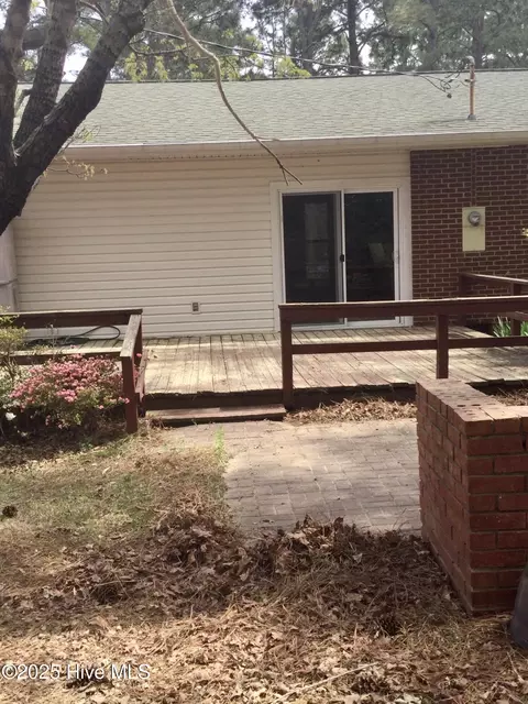 Exterior - 410 N Currant St, Pinebluff, NC 28373 photo 3 of 9