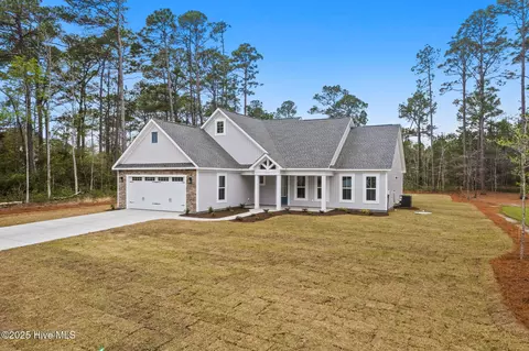75 NE Drive Dr NW, Calabash, NC 28467