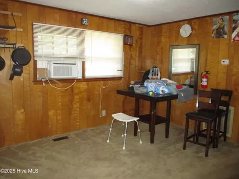 303 Lane St, Maxton, NC 28364 photo 3