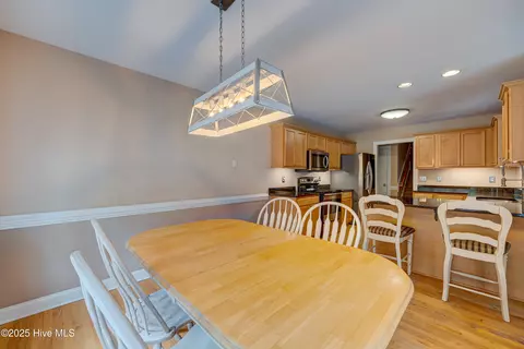 203 Headwaters Dr, Hampstead, NC 28443 photo 16