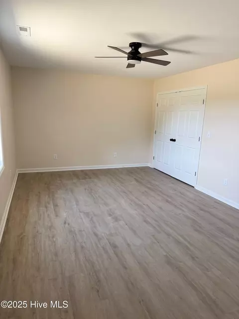 Bedroom - 175 Lanefield Rd, Warsaw, NC 28398 photo 2 of 4