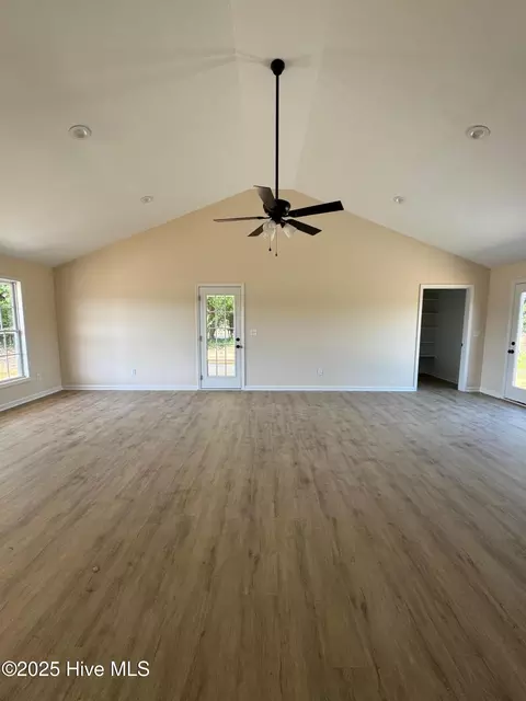 Living - 175 Lanefield Rd, Warsaw, NC 28398 photo 3 of 3