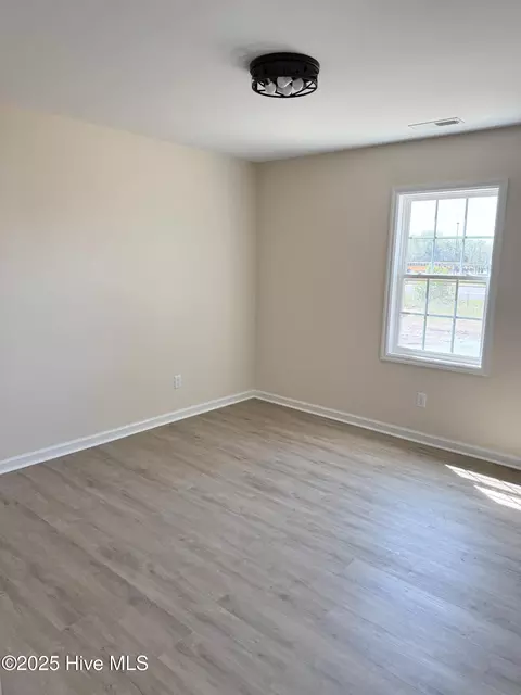Bedroom - 175 Lanefield Rd, Warsaw, NC 28398 photo 4 of 4