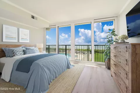 2305 W Fort Macon Rd #309, Atlantic Beach, NC 28512