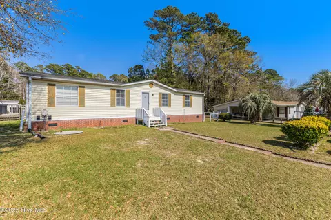 8977 Jennis Ave, Sunset Beach, NC 28468