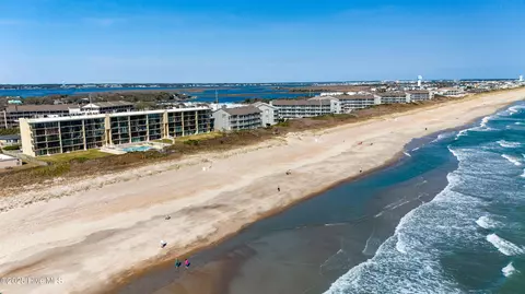 2305 W Fort Macon Rd #207, Atlantic Beach, NC 28512