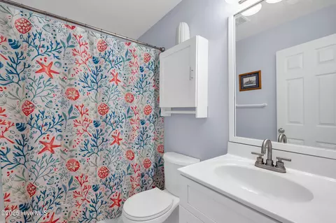 Bath - 92 Lewis Rd, Hampstead, NC 28443 photo 2 of 2