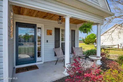 Exterior - 92 Lewis Rd, Hampstead, NC 28443 photo 1 of 3