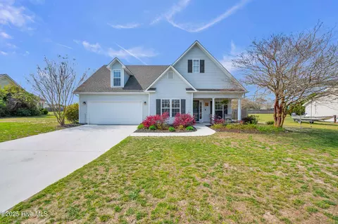 92 Lewis Rd, Hampstead, NC 28443
