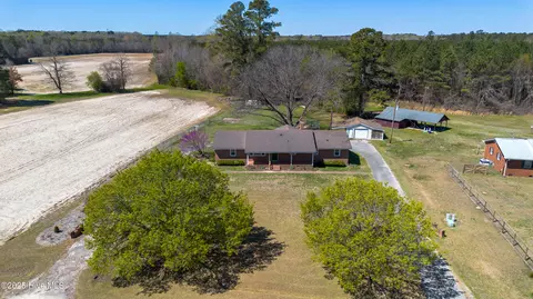 5444 Deans Rd, Battleboro, NC 27809