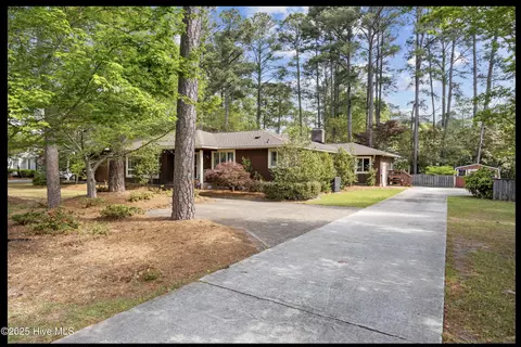 6479 River Rd, Washington, NC 27889