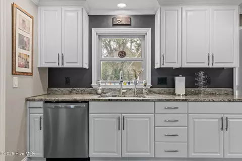 Kitchen - 97 Third St, Vandemere, NC 28587 photo 4 of 5