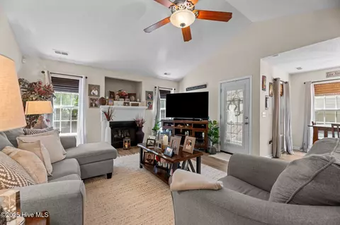 4613 Rainmaker Dr, New Bern, NC 28562 photo 11