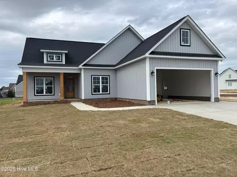 3812 Valleyfield Ln, Elm City, NC 27822