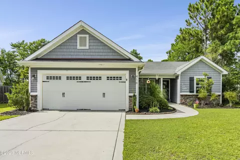 416 Blue Pennant Ct, Sneads Ferry, NC 28460