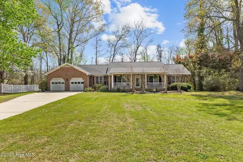125 Norbury Dr, New Bern, NC 28562