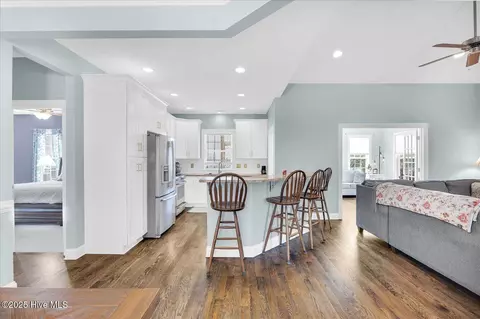 916 Sloop Point Loop Rd, Hampstead, NC 28443 photo 18