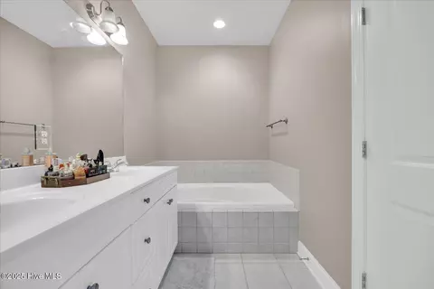 916 Sloop Point Loop Rd, Hampstead, NC 28443 photo 44