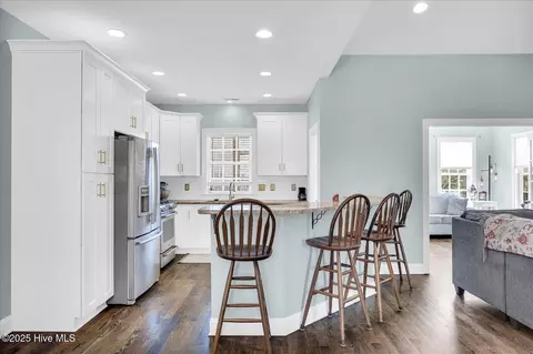 916 Sloop Point Loop Rd, Hampstead, NC 28443 photo 19