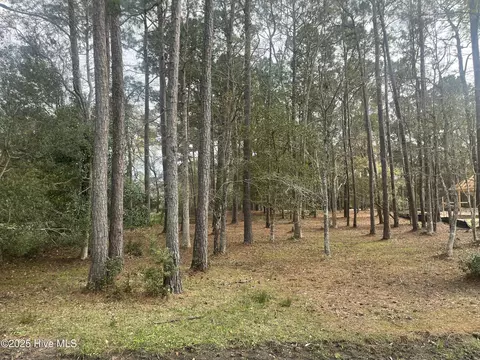 359 Genoes Point Rd SW, Supply, NC 28462