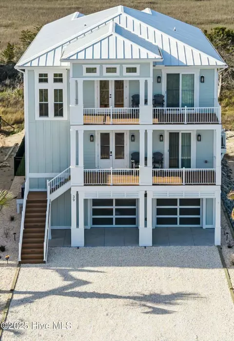13 Moore St, Ocean Isle Beach, NC 28469