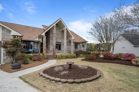 106 Bogey Ct, Hampstead, NC 28443 photo 5