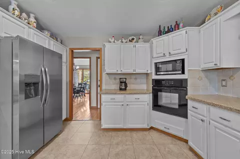 106 Bogey Ct, Hampstead, NC 28443 photo 20