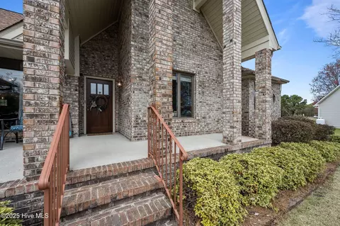 106 Bogey Ct, Hampstead, NC 28443 photo 7