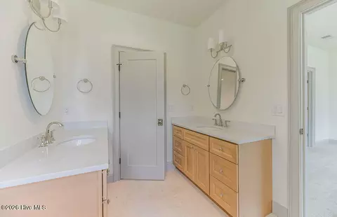 Bath - 315 Sloan Ln, Pinehurst, NC 28374 photo 7 of 9