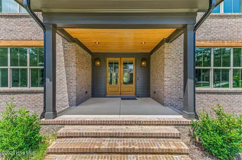 Exterior - 315 Sloan Ln, Pinehurst, NC 28374 photo 2 of 4