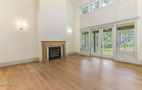 Living - 315 Sloan Ln, Pinehurst, NC 28374 photo 2 of 5