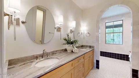 Bath - 315 Sloan Ln, Pinehurst, NC 28374 photo 2 of 9