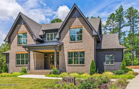 Exterior - 315 Sloan Ln, Pinehurst, NC 28374 photo 1 of 4