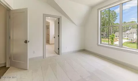 Bedroom - 315 Sloan Ln, Pinehurst, NC 28374 photo 6 of 7