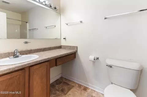 Bath - 107 Gamble Way, Hubert, NC 28539 photo 1 of 1