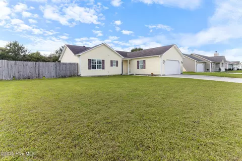 Exterior - 107 Gamble Way, Hubert, NC 28539 photo 1 of 4