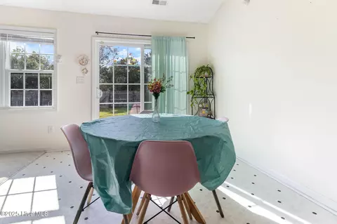 Dining - 107 Gamble Way, Hubert, NC 28539 photo 1 of 1