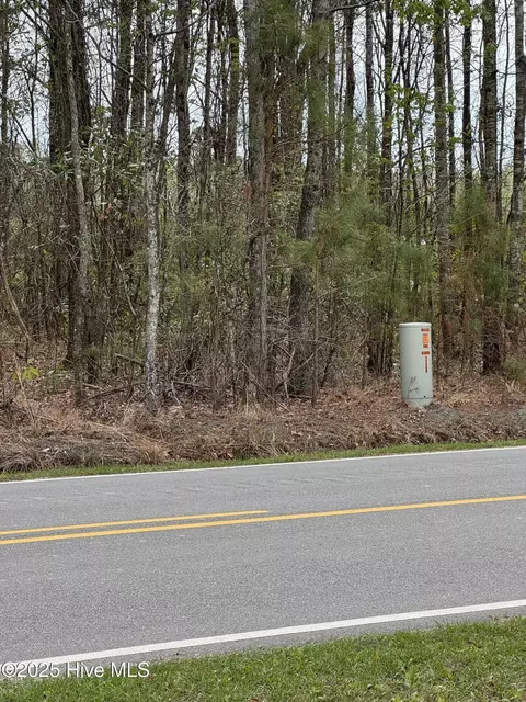 2338 Old Cherry Rd, Creswell, NC 27928