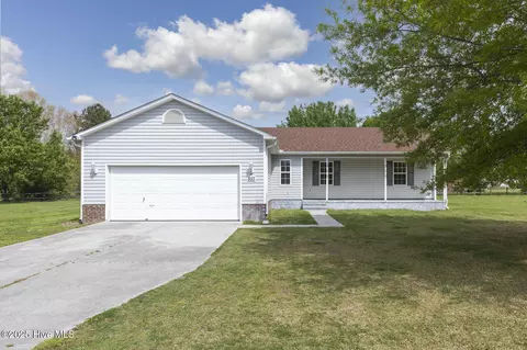 853 Deppe Rd, Maysville, NC 28555