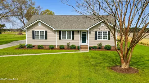 1938 Nixonton Rd, Elizabeth City, NC 27909