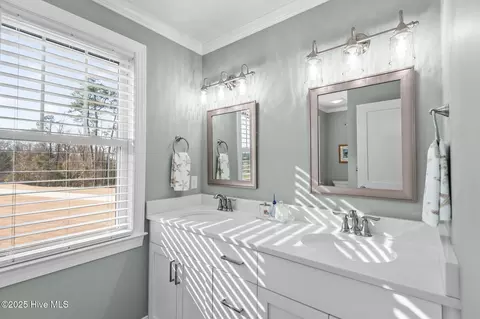 Bath - 81 Brookshire Dr, Bath, NC 27808 photo 4 of 5