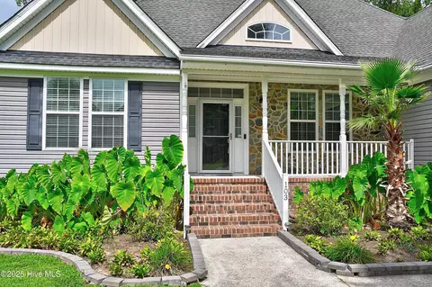103 Whistling Duck Ct, Moyock, NC 27958