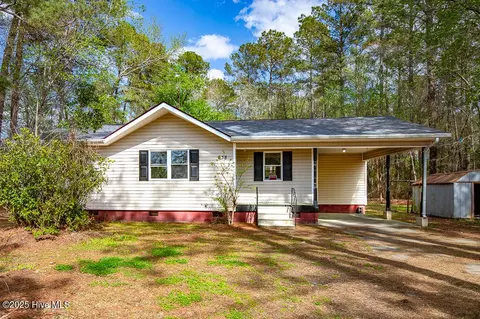 638 Nc 306 Hwy, Grantsboro, NC 28529
