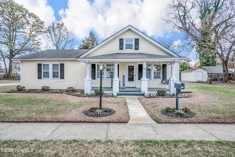503 Maple St, Elizabeth City, NC 27909
