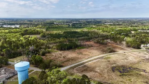 1304 1/2 Saxon Avenue, Lumberton, NC 28358