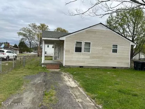 902 Johnston St, Edenton, NC 27932