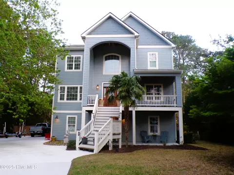 904 Cobia Ln, Wilmington, NC 28409