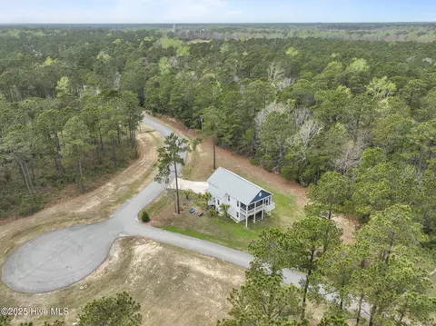 217 Alderman Landing Rd, Holly Ridge, NC 28445