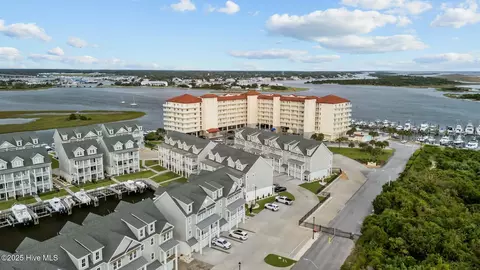 200 Olde Towne Yacht Club Dr UNIT 38, Morehead City, NC 28557